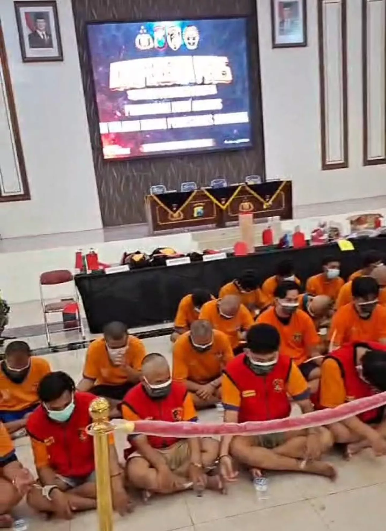 Polrestabes Surabaya dan Polda Jatim Amankan 315 Orang dalam Aksi Ricuh, 33 Jadi Tersangka