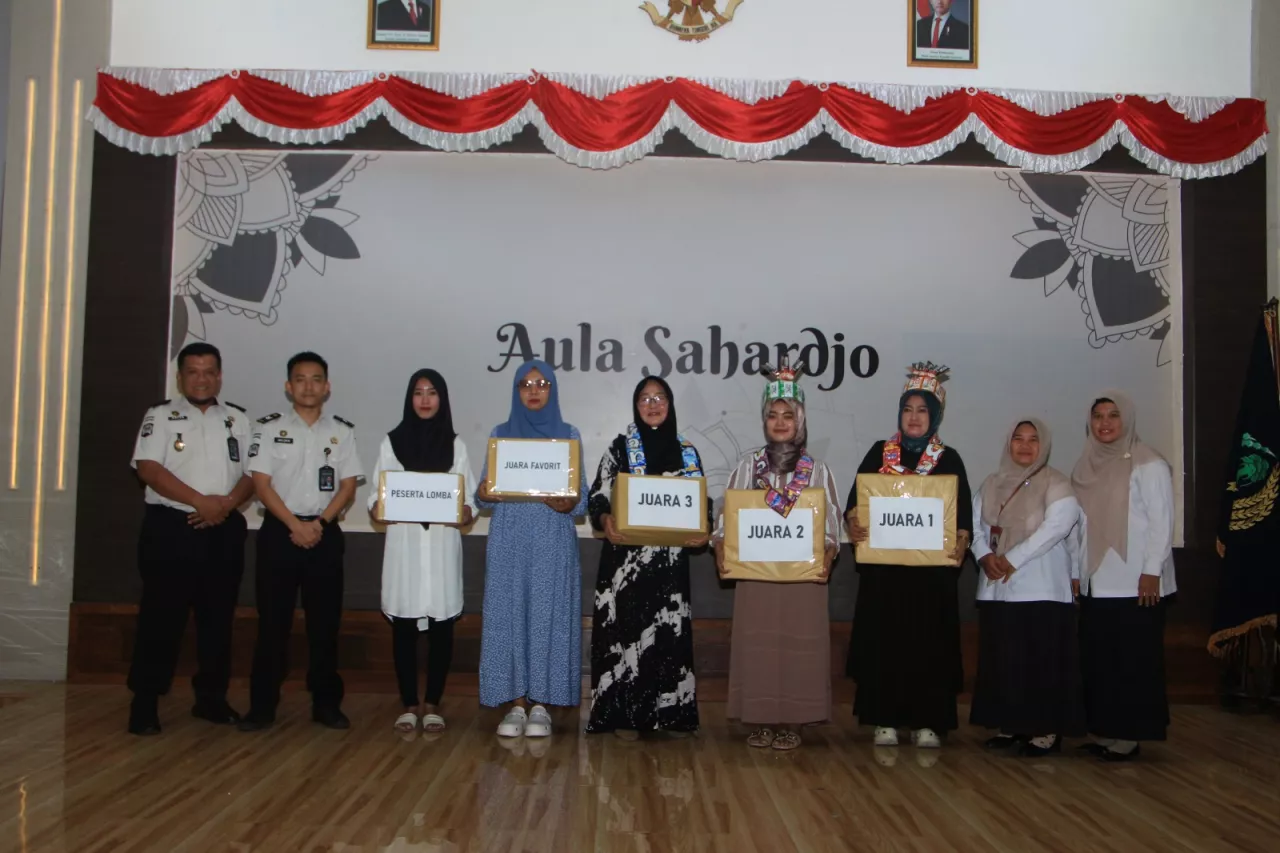 Ekspresi Kreatif Bernuansa Islami, Warga Binaan Perempuan Lapas I Madiun Antusias Ikuti Lomba Syair Abu Nawas