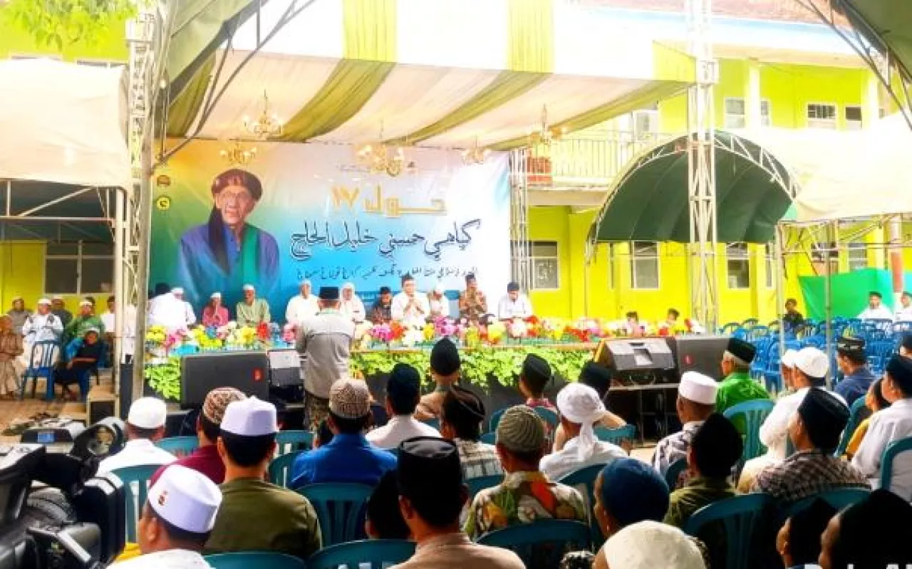 Meneladani Jejak Perjuangan KH Husni Kholil Melalui Peringatan Haul Masyayikh ke-17