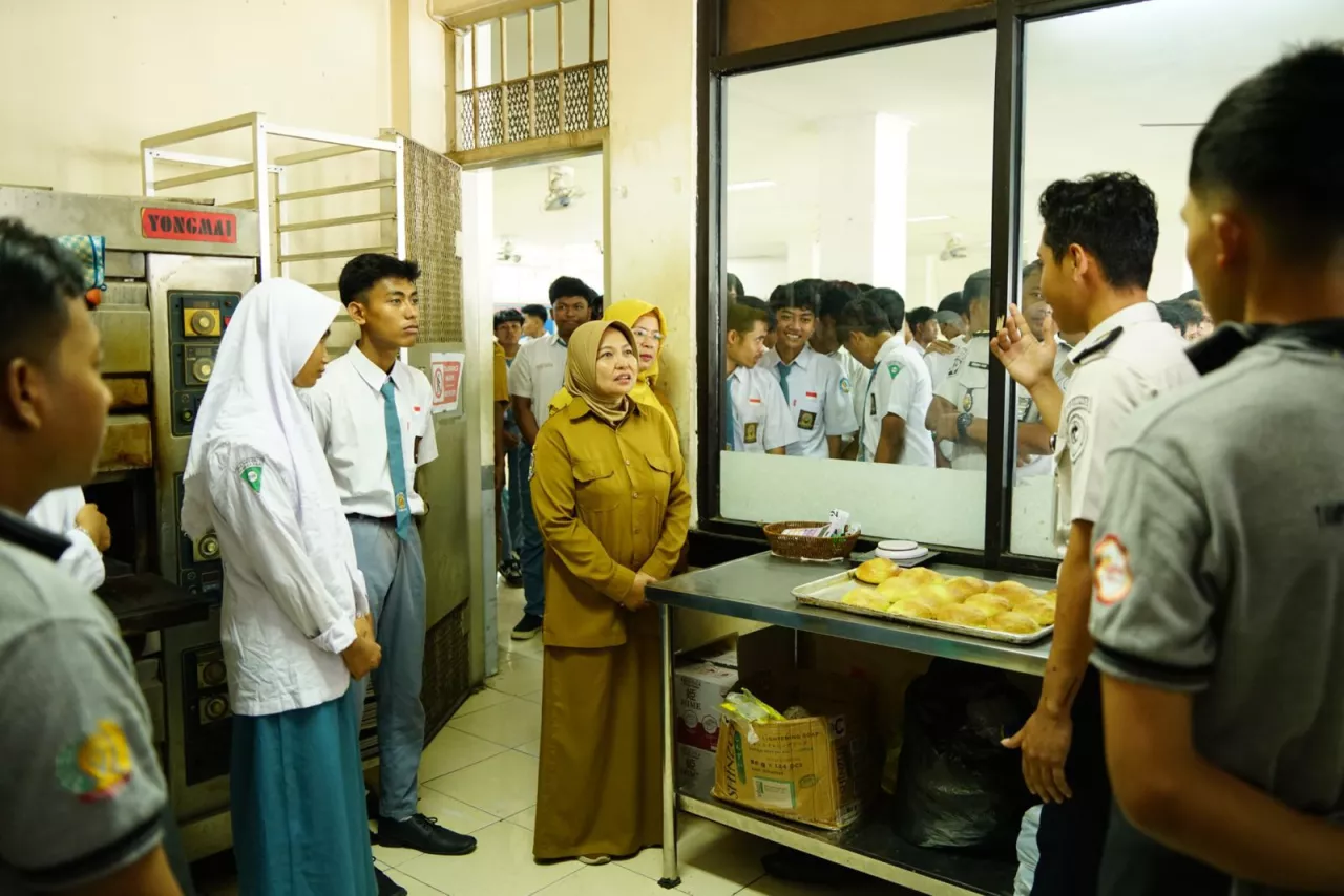 Siswa SMKN 2 Pamekasan Study Lapangan ke Lapas Narkotika Pamekasan, Takjub Lihat Dapur Sehat hingga Program Kemandirian