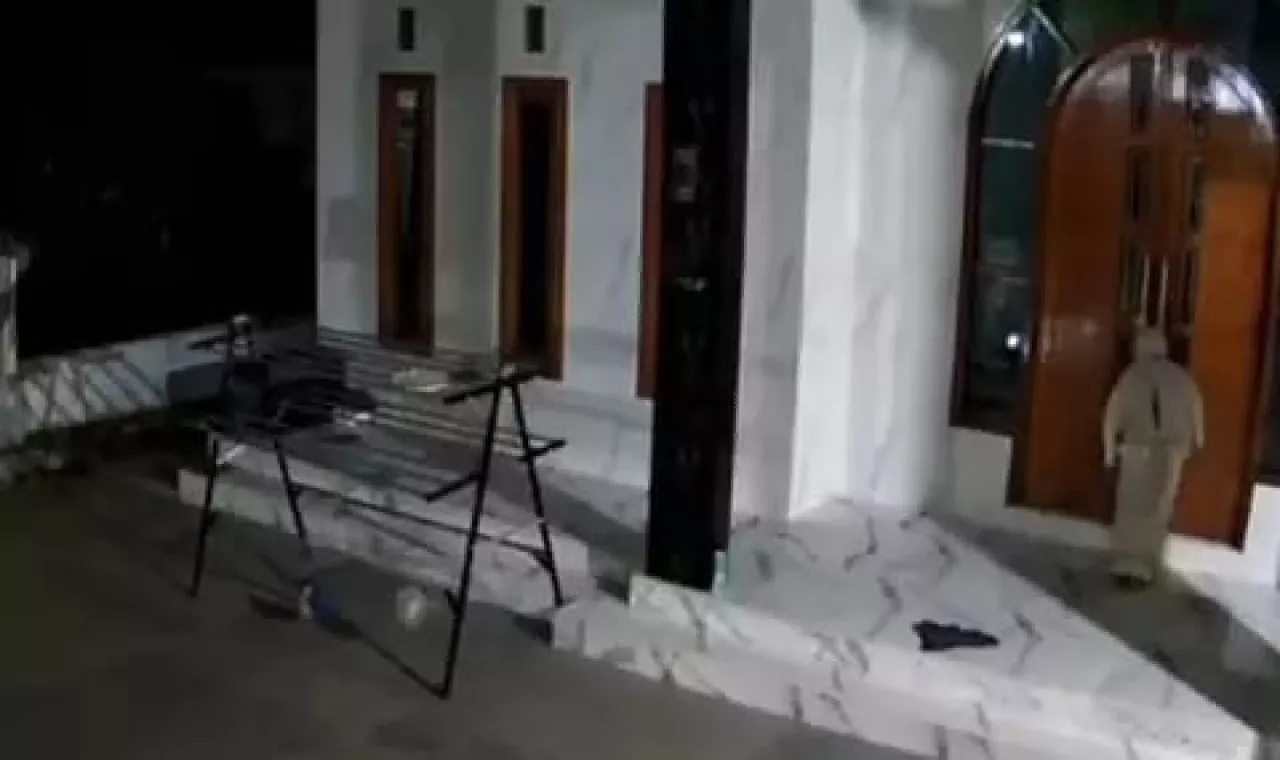 Teror Pocong Bersenjata Tajam di Bangkalan, Kasihumas Polres Bangkalan: Pelaku Mengaku Iseng Demi Konten