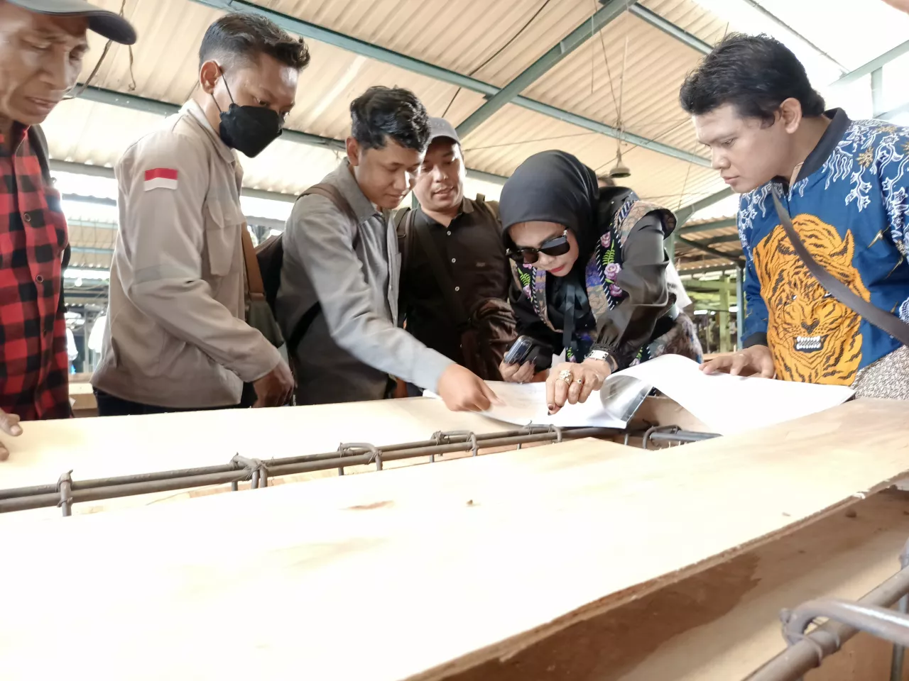 Wakil Bupati Sidoarjo Sidak Revitalisasi Pasar Sepanjang, Soroti Progres dan Kesesuaian Spesifikasi